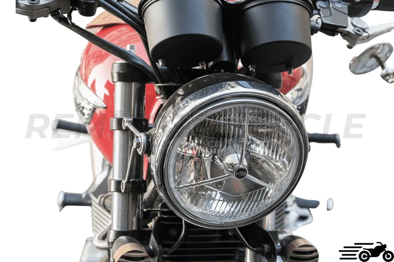 Phare moto vintage LUCAS P700