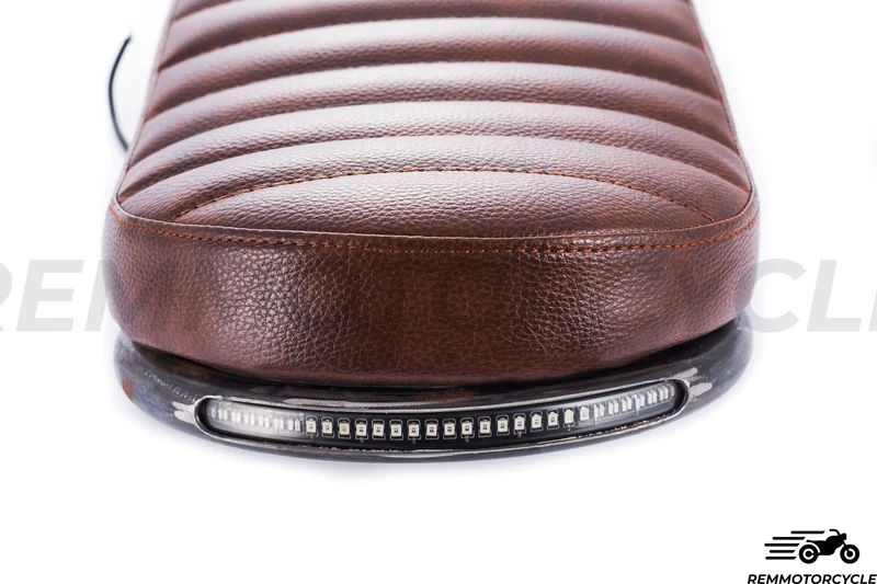 Selle Marron relevée Type 1 fond en métal 50 cm avec Boucle