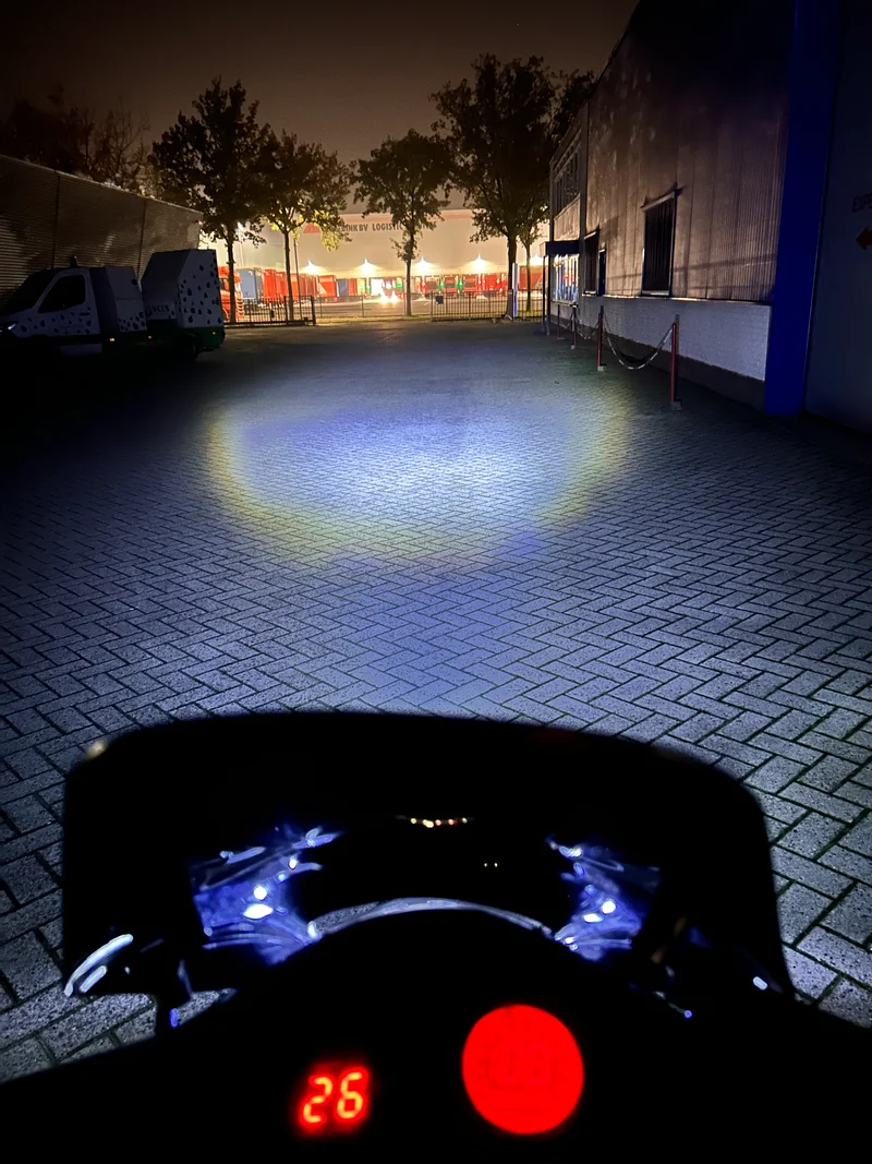 Lampe LED Blanc BA20D Super Lumineux Universel / Piaggio Zip