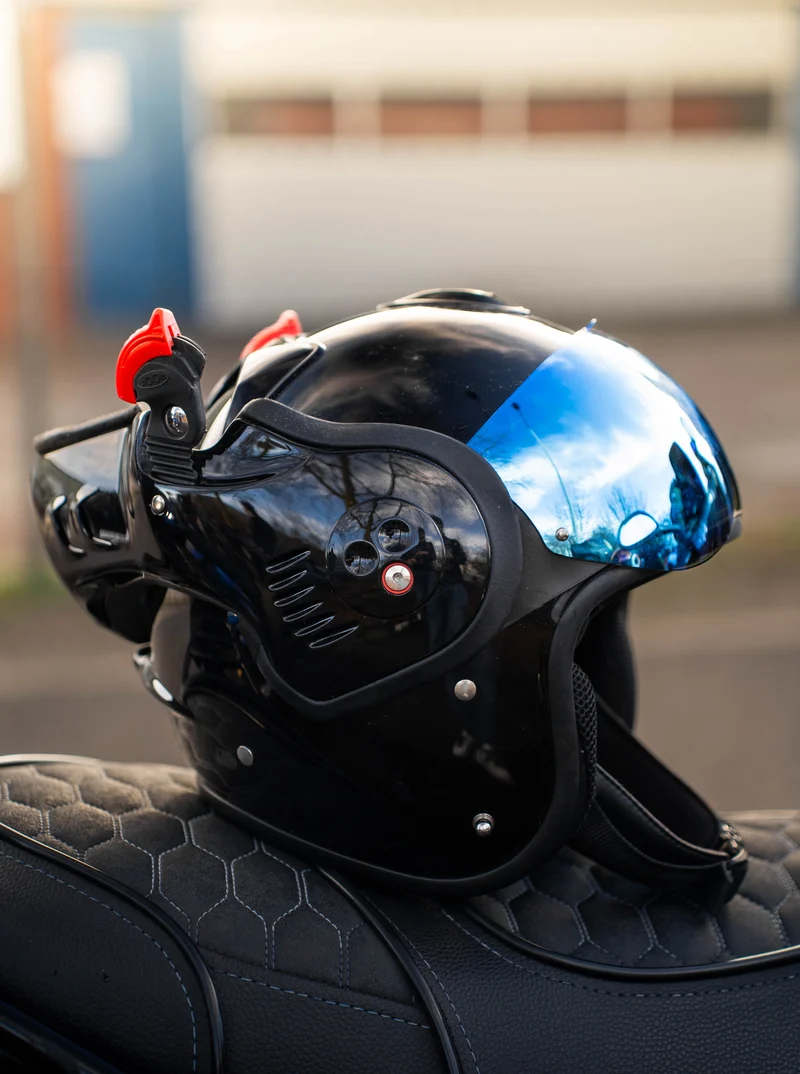Casque Roof Boxer V8 Alpha Noir Brillant