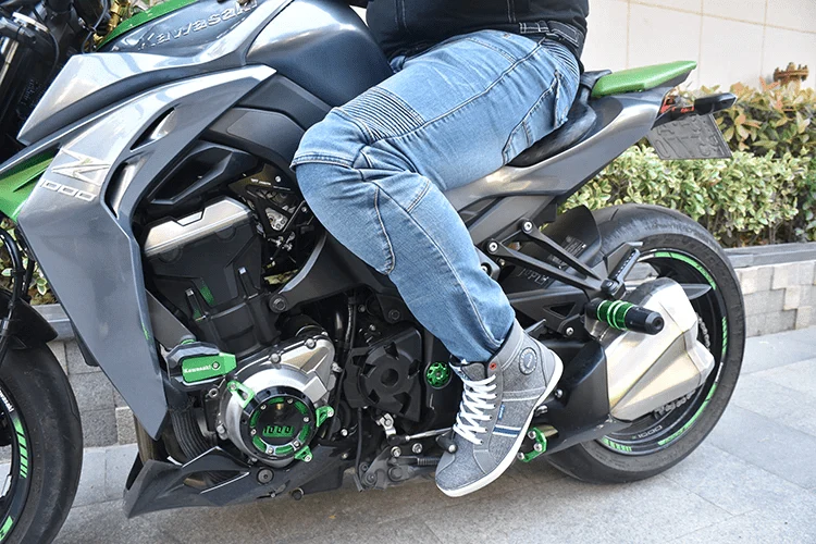 Baskets de moto - Grise