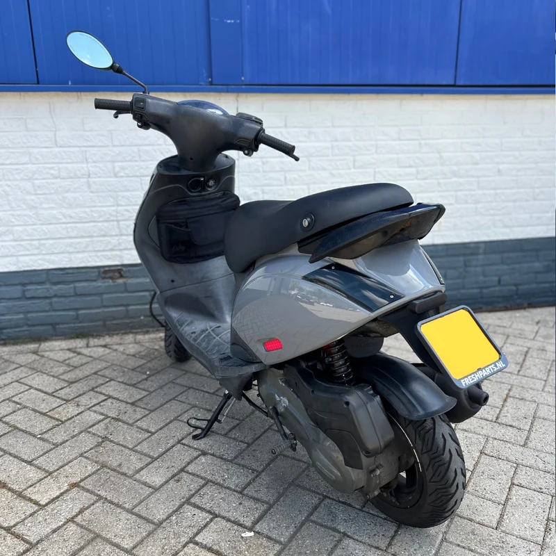 Sacoche de genouillère pour scooter universelle